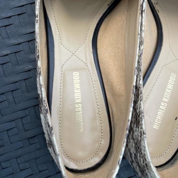 Nicholas Kirkwood Beya Snake Print Loafer - Picture 5 of 9